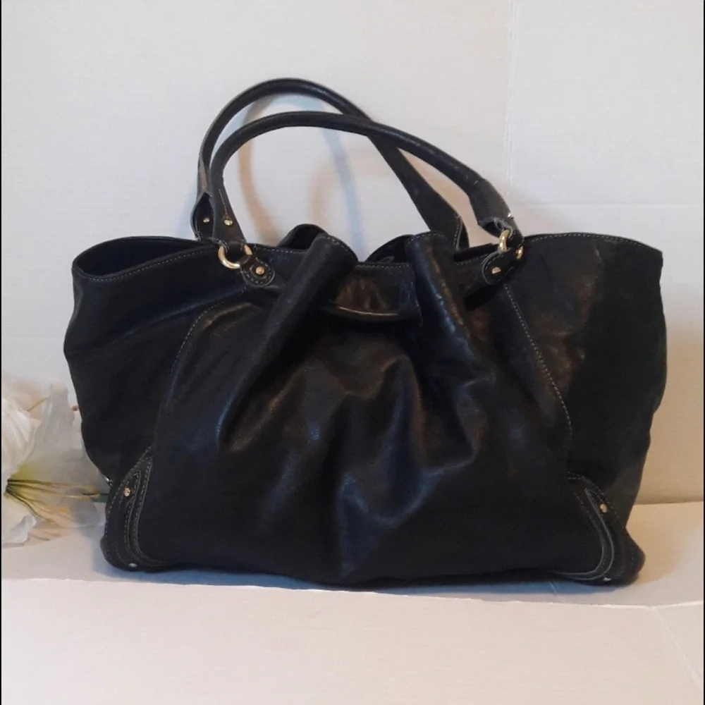 FLASH Sale! Cole Haan Black Leather Shoulder Bag - Picture 2 of 11